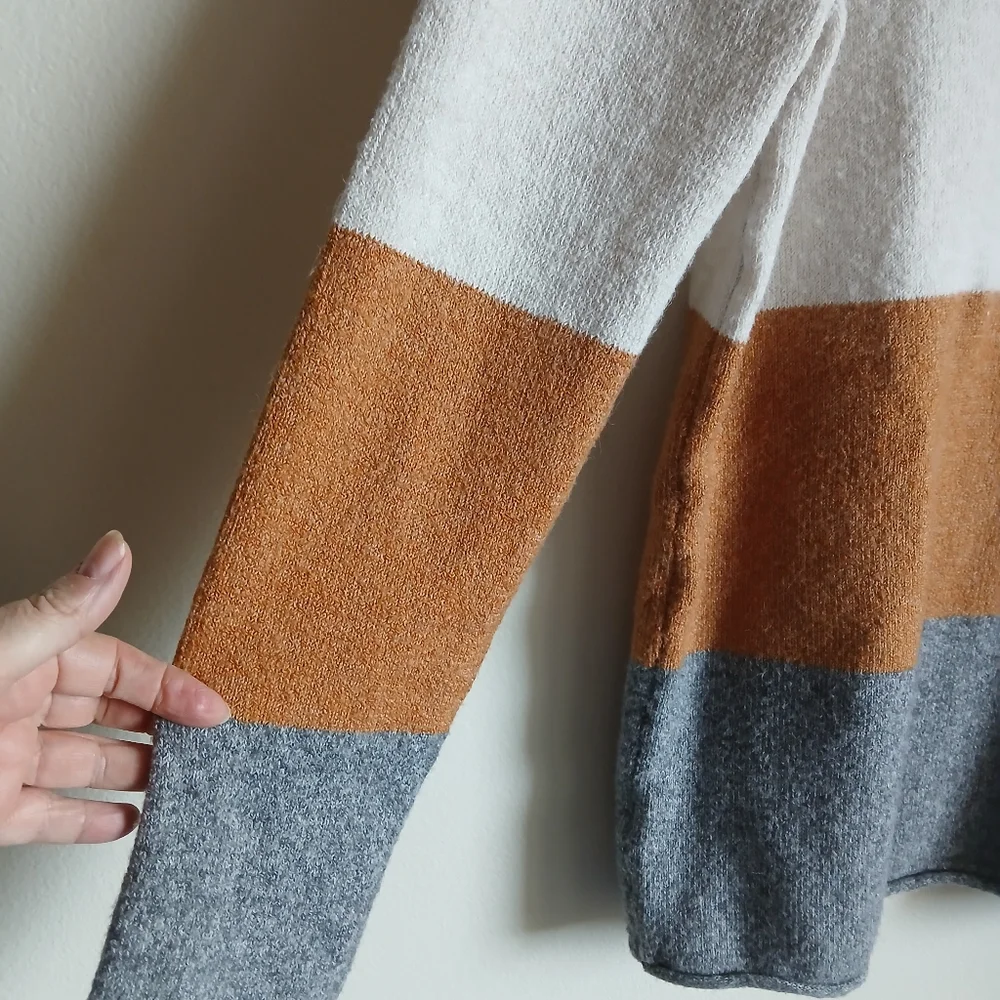 NWT Pinque Top Long Sleeve Color Multi Size Large - Picture 4 of 11